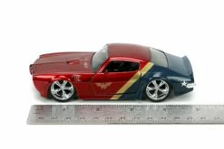 DC Comics Hollywood Rides 1:32 - Wonder Woman Med 1972 Pontiac Firebird -EXTRA-LEKER Butikk 253253009 w 17 259748 h62090134