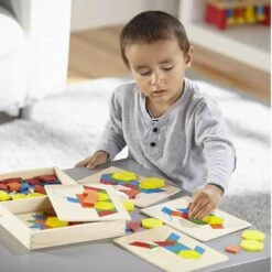 Melissa & Doug - Trebrett Med Mønster Og 120 Brikker I Tre -EXTRA-LEKER Butikk 63183 14 181116 h99a1030b