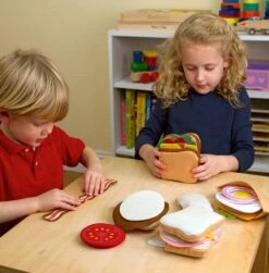 Melissa & Doug - Sandwich Sett I Filt 33 Deler 11 Melissa & Doug - Sandwich Sett I Filt 33 Deler -EXTRA-LEKER Butikk 67624 2 185364 hf7a89e6d